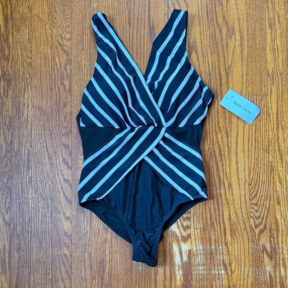 Meet Curve Other - Black and White Diagonal Striped Swimsuit Medium